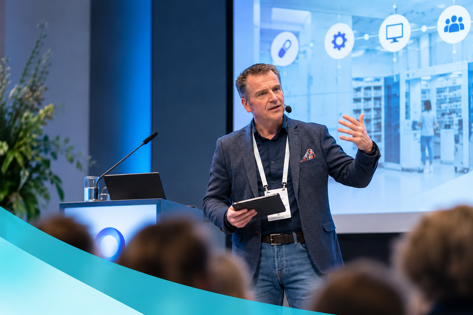 Patrick van Oirschot of GPP Support presenting at a healthcare conference on hospital pharmacy innovation, digitalisation and Closed Loop Medication Management.